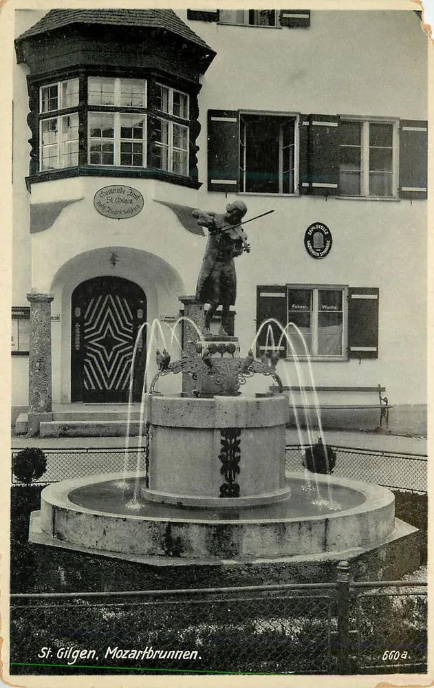 St. Gilgen, Mozartbrunnen — editor Erich Bährendt, n° 560a - Frente