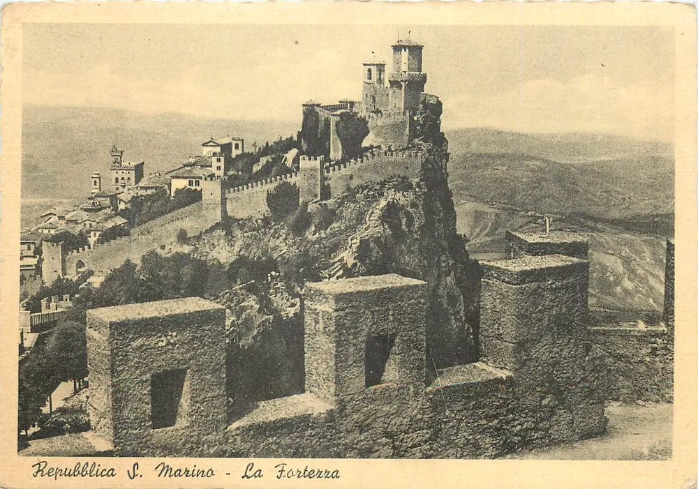 सैन मारिनो गणराज्य — ला फोर्टेज़ा — फोटोस्टैम्पा एंजेली - टर्नी, संख्या 61309 - आगे