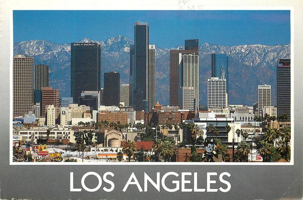 Los Angeles — skyline com montanhas nevadas — Columbia Publishing, T-207 - Frente