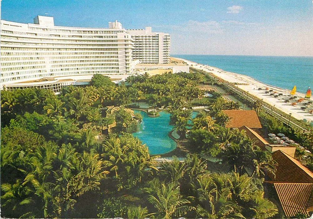 Fontainebleau Hilton — Miami Beach, Florida — Verlag The Fontainebleau Hilton - Vorderseite