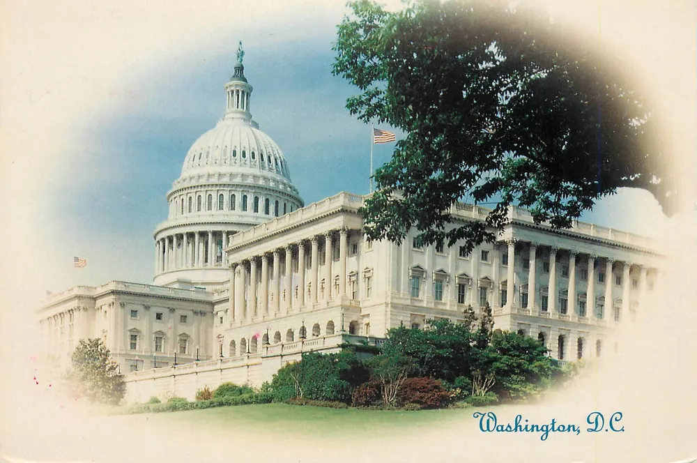 Capitólio de Washington D.C. — vista do prédio com bandeira americana — editor L.B. Price, Inc. n°29-V - Frente