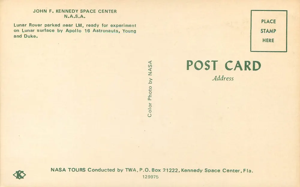Lunar Rover près du module lunaire — Apollo 16 — NASA - Verso