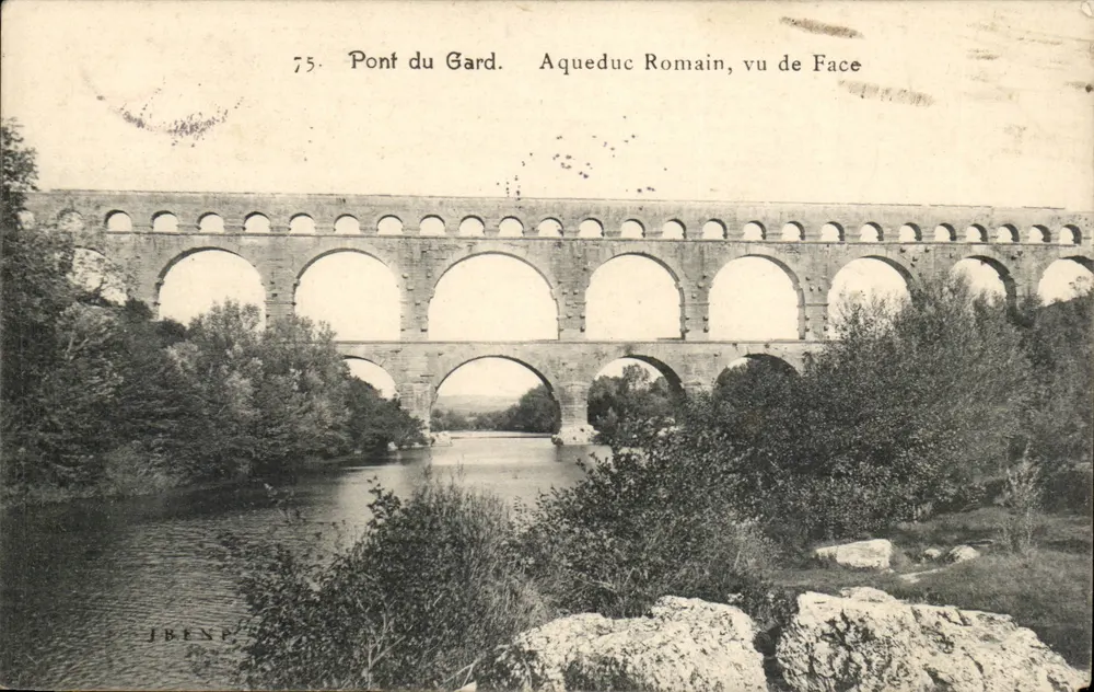 Pont du Gard — Aqueduc Romano, visto de Frente — J.BENP, n°75 - Frente