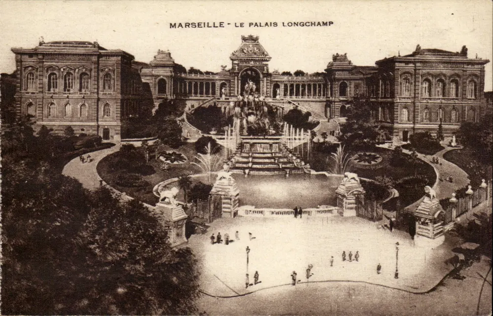 Marselha - O Palácio Longchamp — vista do jardim com fonte e edifícios - Frente