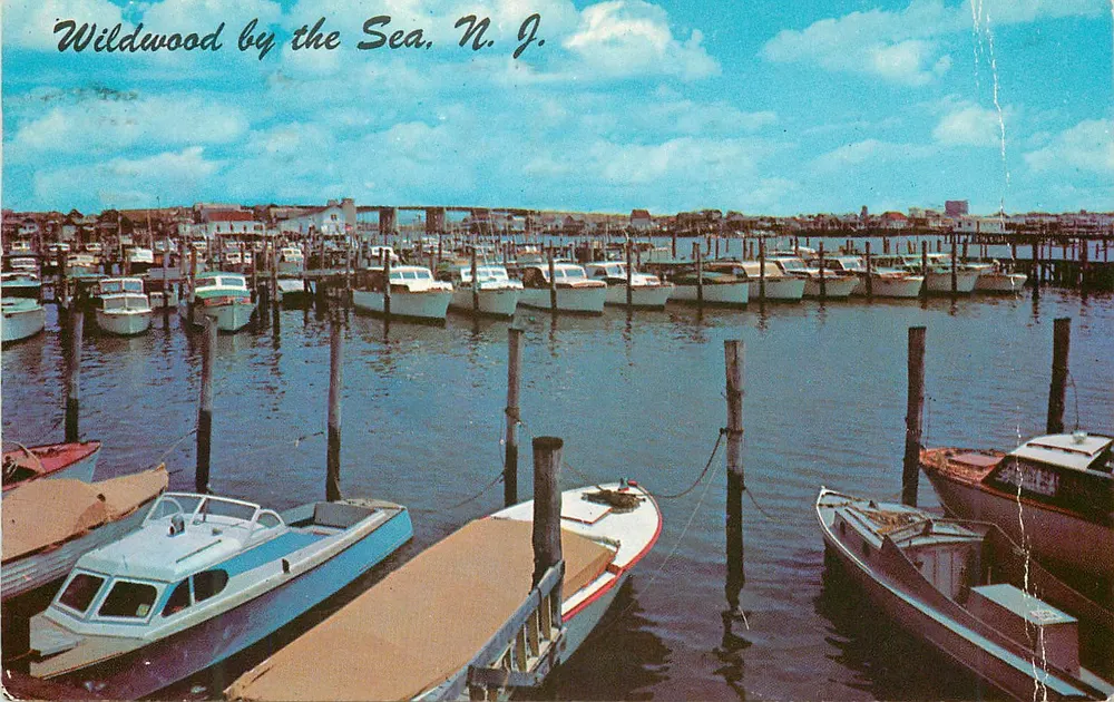 Wildwood by the Sea, N.J. — port avec bateaux — éditeur Tichnor Bros., Inc. Boston, n° #237 - Frente