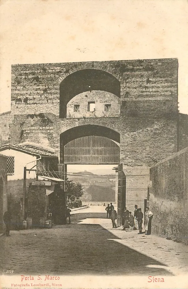 Porta S. Marco — Siena — Fotografia Lombardi, n° A378 - Frente