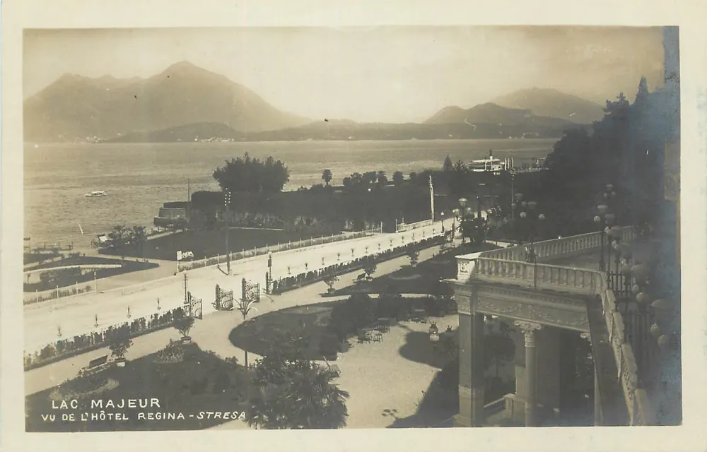 Lago Maggiore — Ansicht vom Hotel Regina — Stresa - Vorderseite