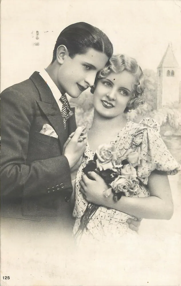 Casal jovem — foto de estúdio — Fotocellere di Campassi n°125 - Frente