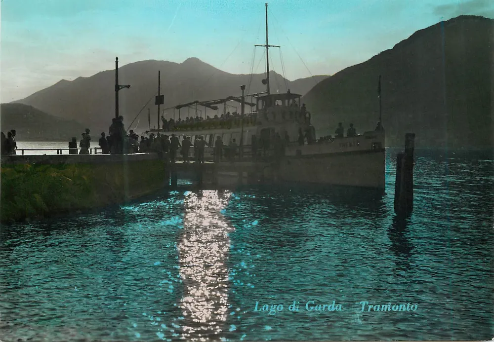 Lago di Garda — Tramonto — Rotalia del Garda - Salò - Frente