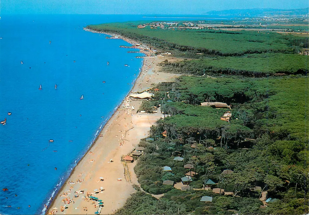 Strand und Wald — Luftbild — Villaggio Turistico Francese, San Pietro in Palazzi - Vorderseite