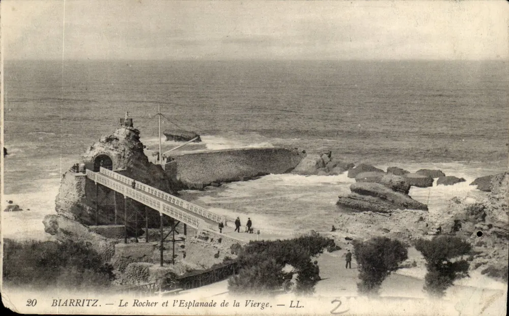 Biarritz — O Rocher e a Esplanada da Virgem — LL. N° 20 - Frente