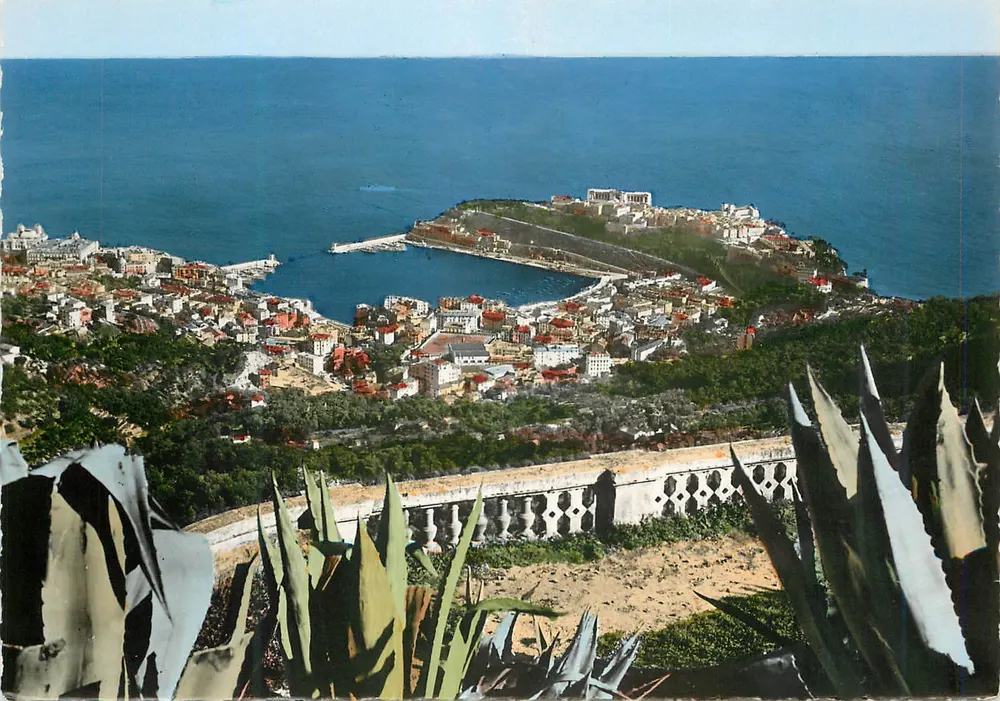 Monaco und Monte-Carlo — Ansicht von der Turble — Les Editions "MAR" - 4, Boulevard de Cimiez - Vorderseite