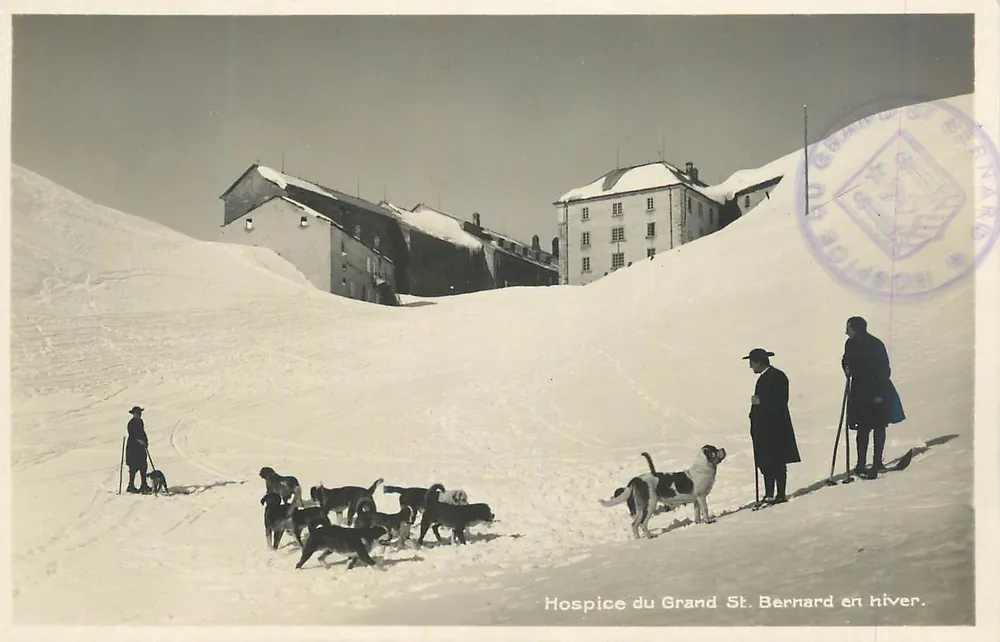 Hospice du Grand St. Bernard en hiver — Société Graphique Neuchâtel - Recto
