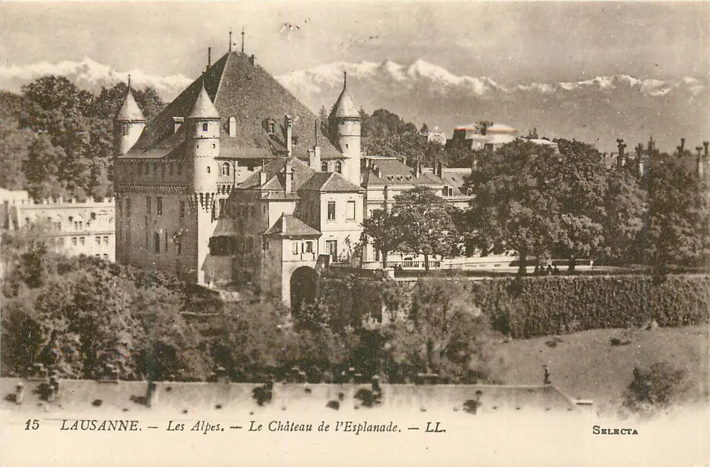 Lausanne — Die Alpen — Das Schloss der Esplanade — LL. — Selecta - Vorderseite