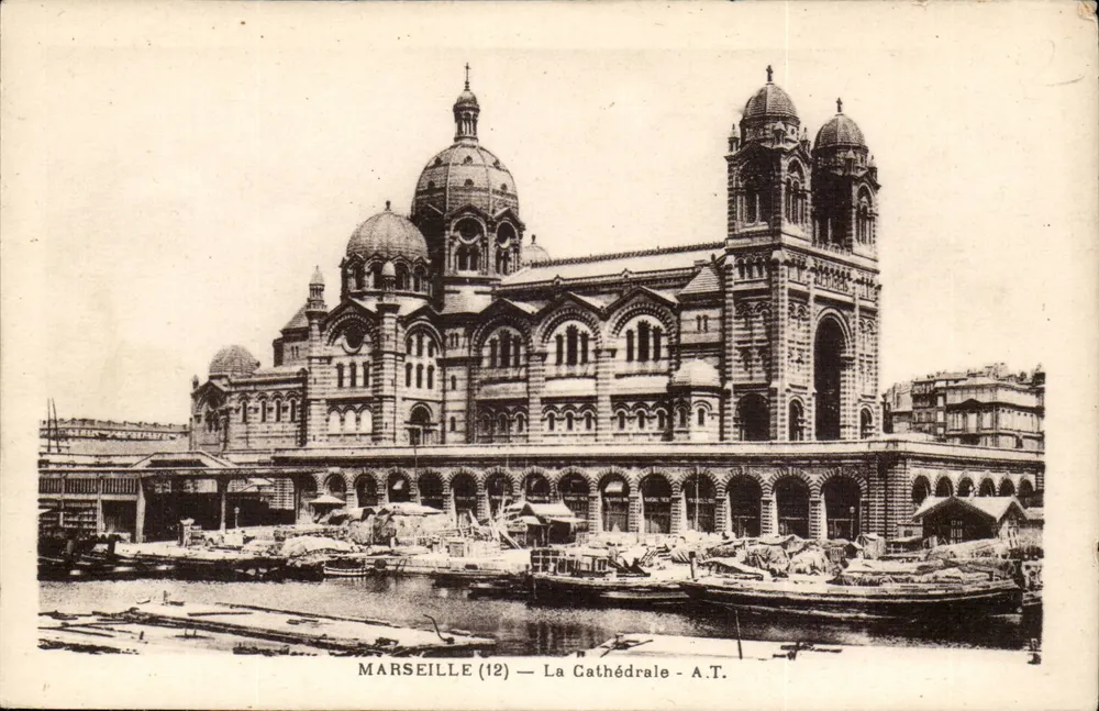 Marselha (12) — A Catedral — A.T. - Frente