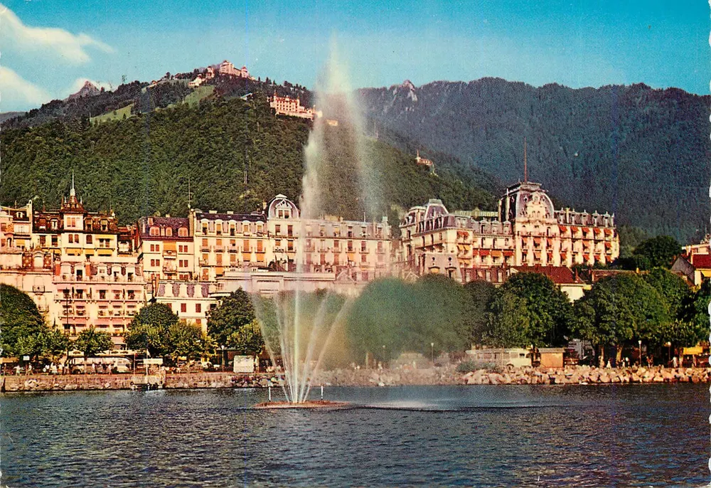 Blonay — Ansicht des Sees und der Fontäne — Hôtel Giniès - Vorderseite