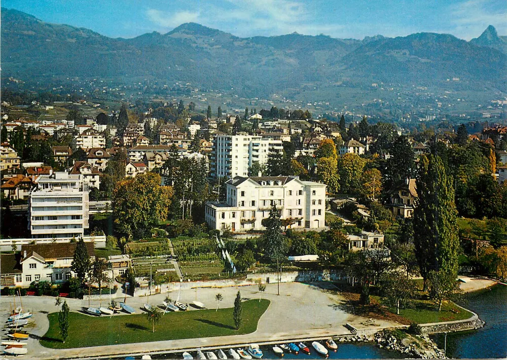 La Tour-de-Peilz nahe Vevey — Teilansicht — Edition Photoglob SA, Zürich Vevey Nr. 9537 - Vorderseite