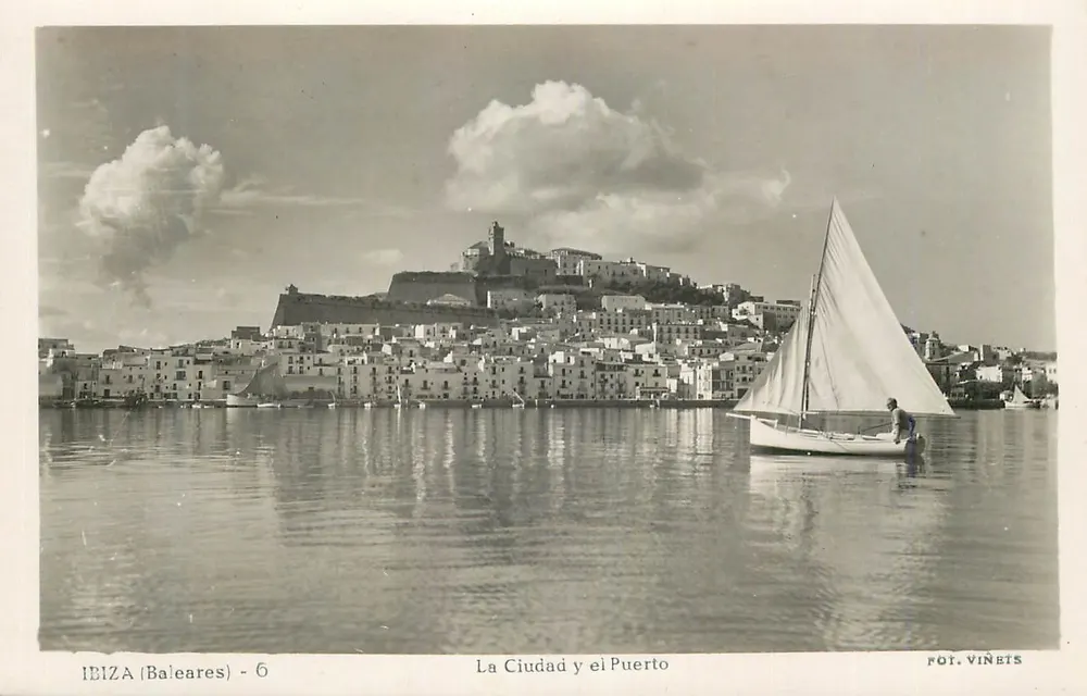 Ibiza (Baleares) - 6 — Die Stadt und der Hafen — FOT. VIÑETS - Vorderseite