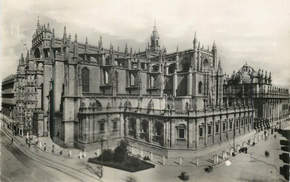 Sevilla — Allgemeiner Blick auf die Kathedrale — Héliotipia Artística Española, Madrid, Nr. 114 - Vorderseite