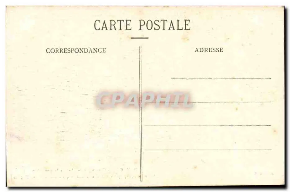 Domrémy - Schlafzimmer von Jeanne d'Arc - Schrank aus der Zeit - Rechts das Fenster, das ihr die Sicht auf die Kirche ermöglichte - Rückseite