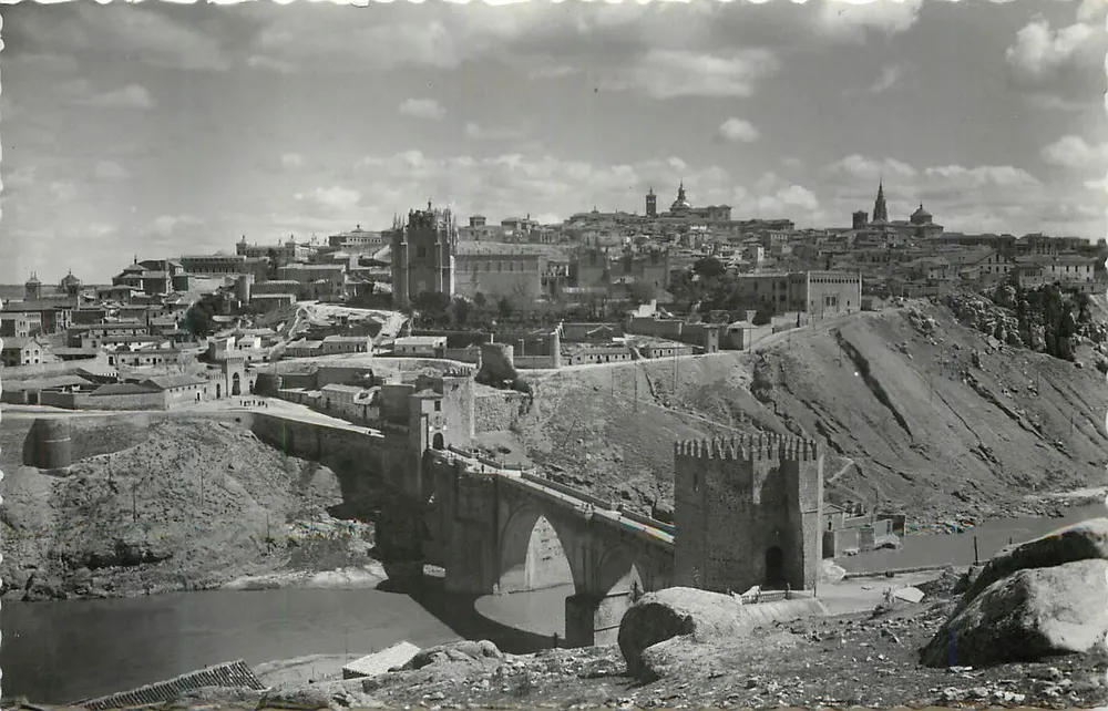 Toledo — Puente de San Martín y vista general — Garcia Garrabella - Anverso