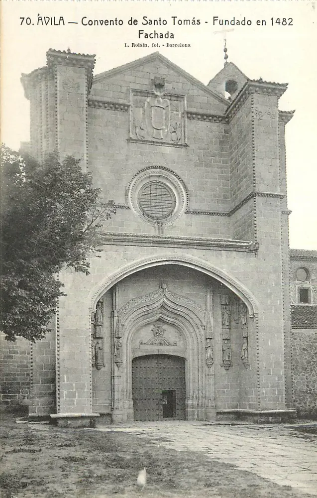 Ávila — Konvent von Santo Tomás — Fassade — Gegründet 1482 — L. Roísín, Foto. Barcelona - Vorderseite
