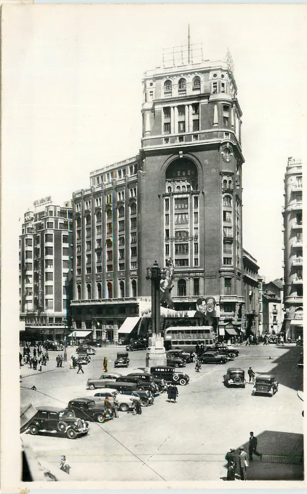 Madrid — Plaza del Callao — Heliotipa Artística Española - Frente
