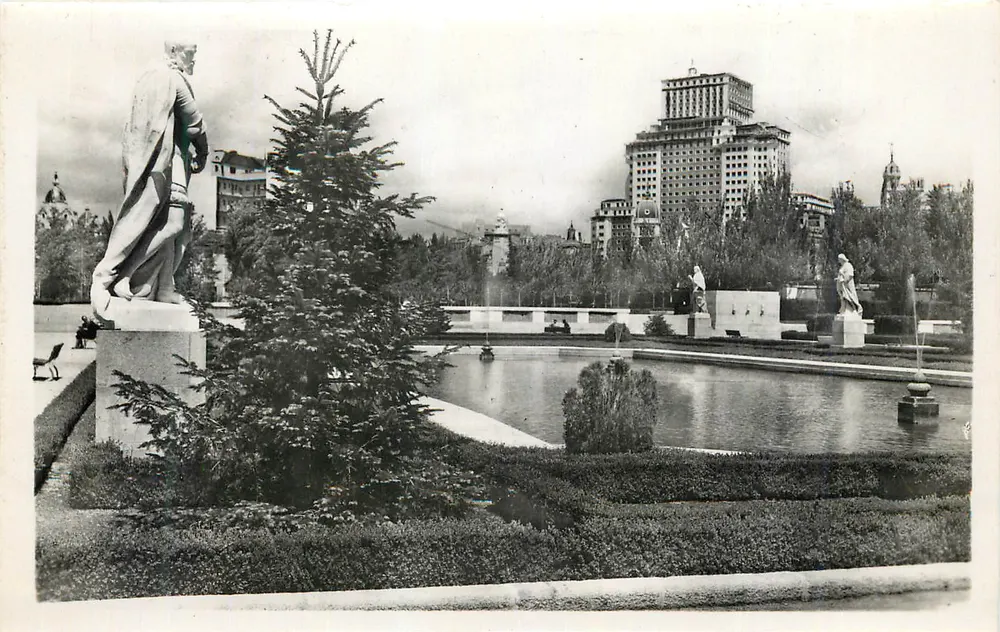 Madrid — Jardins do Palácio Real — Edição Heliotipia Artistica - Frente