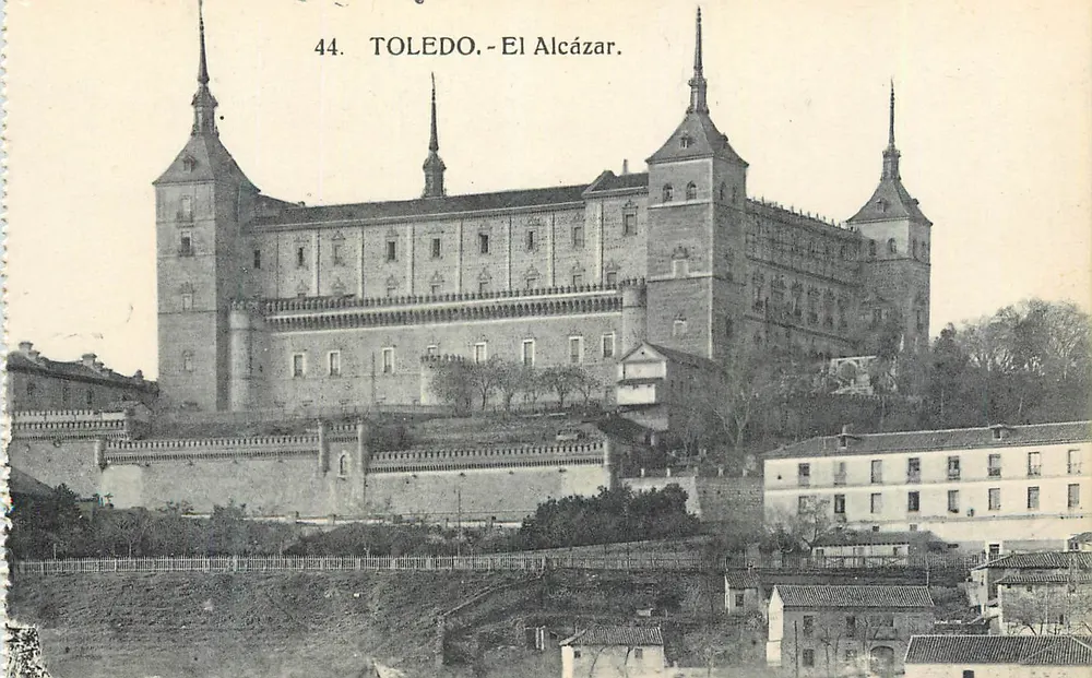Toledo - El Alcázar — vue du château impérial avec ses tours et remparts, éditeur 'A. H.' - Frente