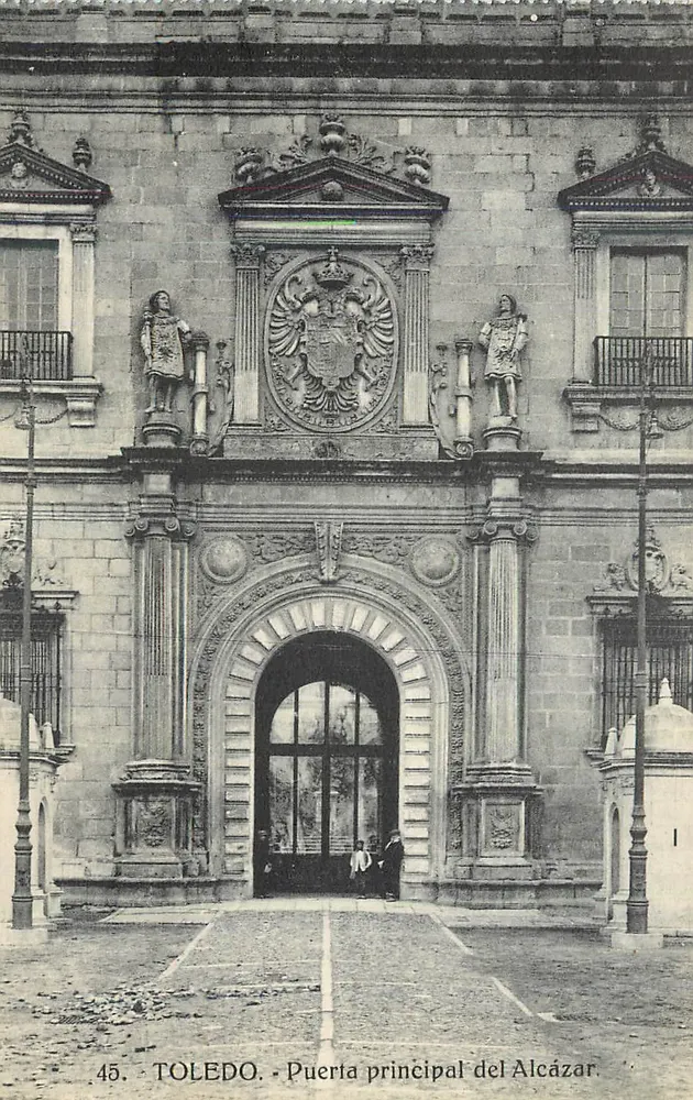 Toledo - Puerta principal del Alcázar — editor AIE, n° 45 - Anverso