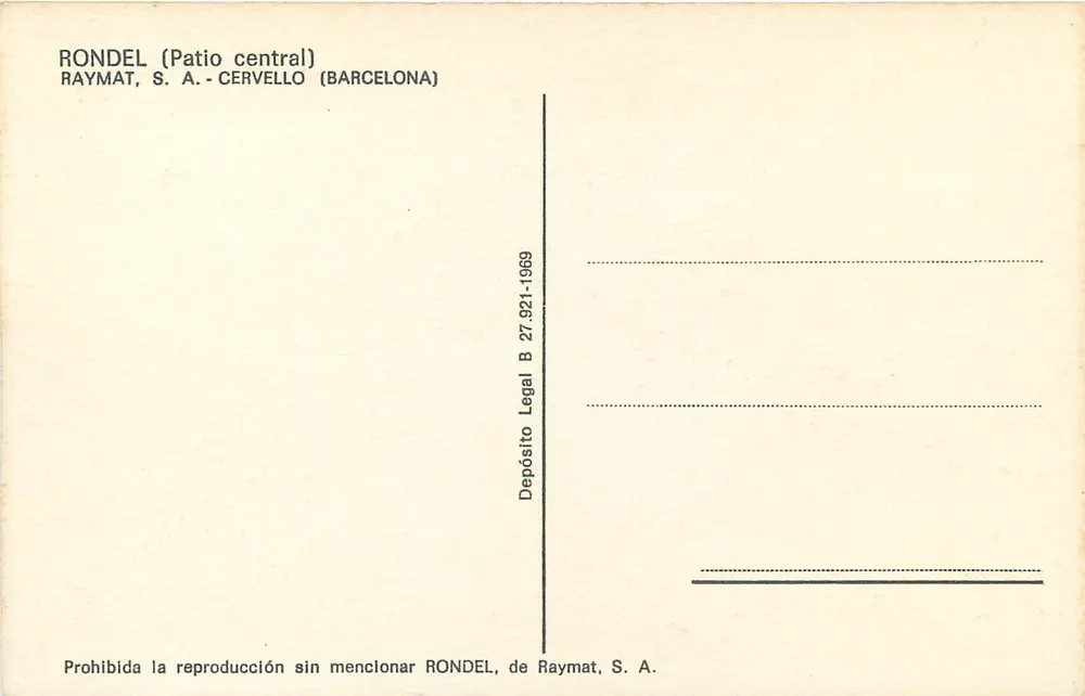Patio central — Raymat, S.A. - Cervello (Barcelone) — Rondel - Verso