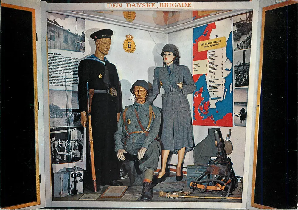 La Brigade danoise — Musée de la guerre de libération danoise 1940-1945 — Grønlunds Forlag - Recto