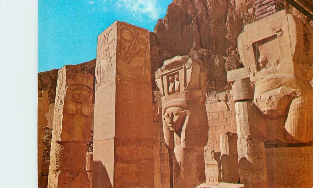 Temple de la reine Hapshepsout — Égypte — éditeur inconnu, n° de série non visible - Recto