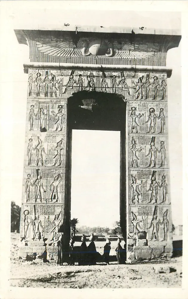 Karnak – A Porta do Norte – Luxor (Egito) - Frente