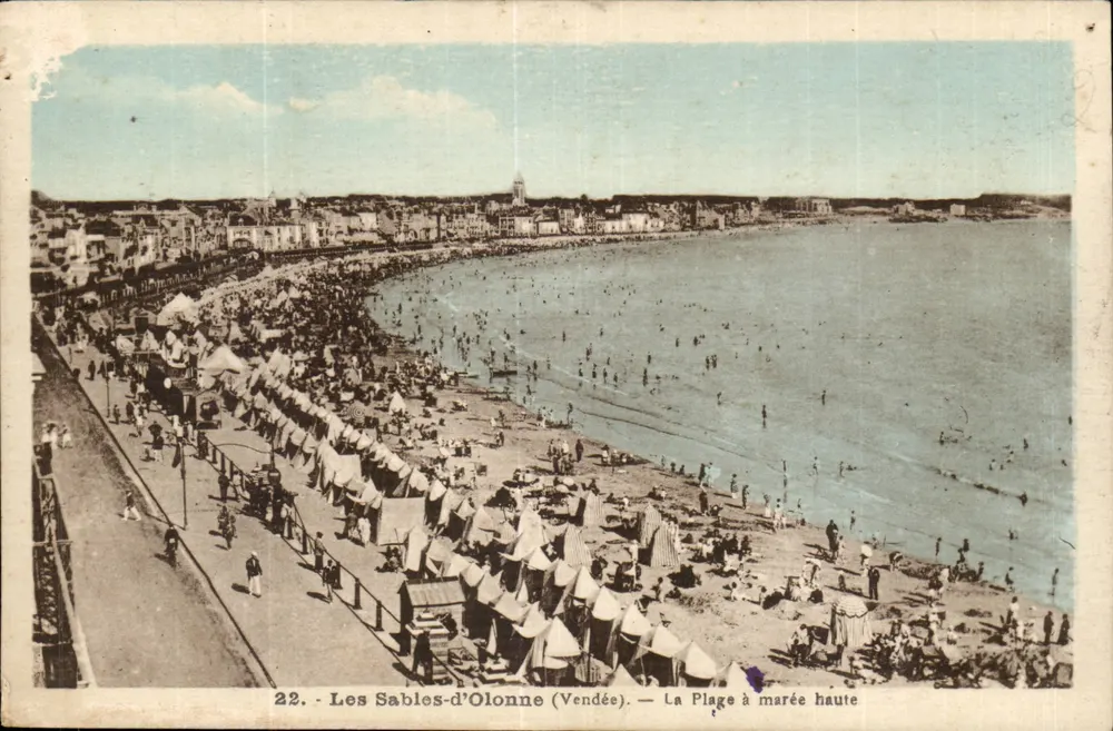 Les Sables-d'Olonne (Vendée) — A Praia com maré alta — Fototipia Jolly-Mortages, n°22 - Frente