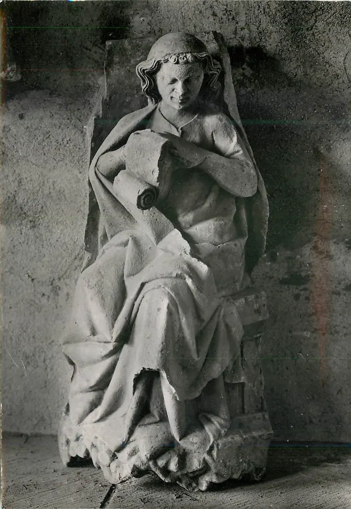 Charroux (Vienne) — Alte Abtei, Zimmer des 15. Jahrhunderts, Statue eines Propheten — Service Commercial Monuments Historiques, Paris - Vorderseite