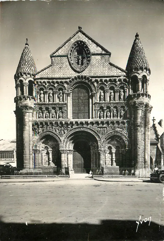 Poitiers (Vienne) — Kirche Unserer Lieben Frau die Große, Fassade des 11. Jahrhunderts — Éditions d'Art Martel - Vorderseite