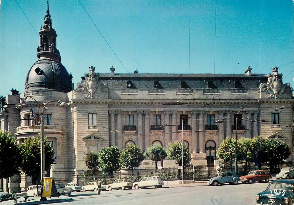 Limoges (Haute-Vienne) — A Prefeitura — Éditions Diplôme - Frente