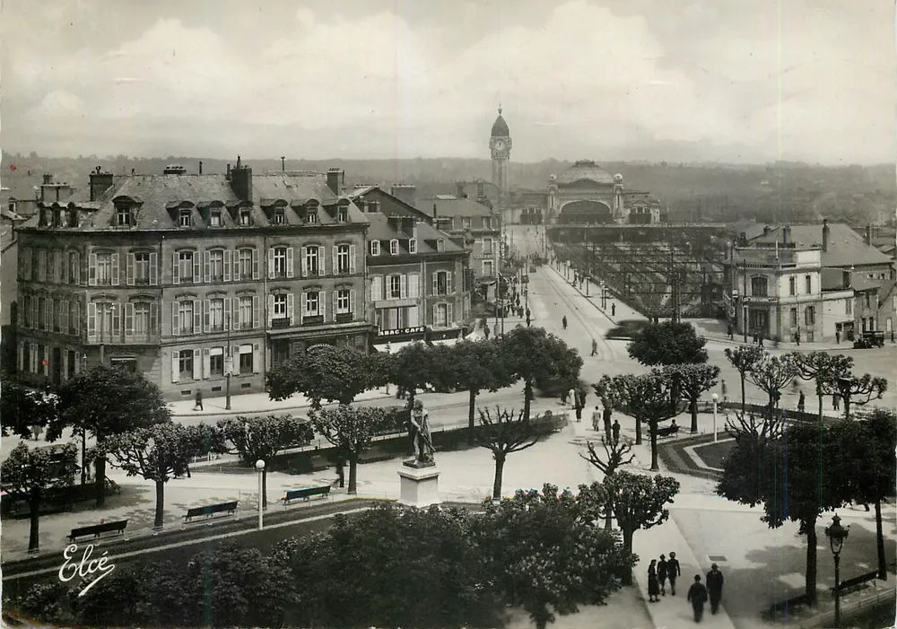 Elzé — Place Jourdan und die monumentale Bahnhof — Verleger Elzé - Vorderseite