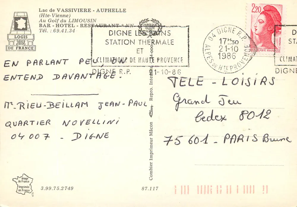 See von Vassivière - Auphelle — Luftbild des Sees und des Bars/Restaurants — Verleger Cing - Rückseite