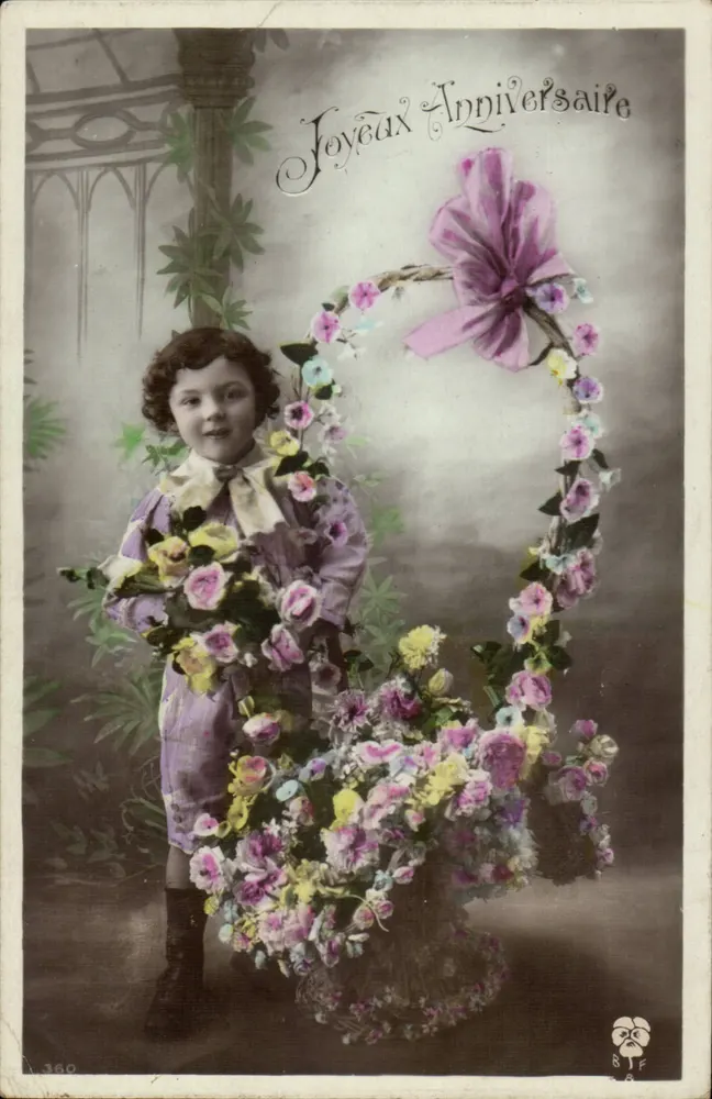 Niño con ramo de flores — Feliz cumpleaños — S.J.F. n° 360 - Anverso