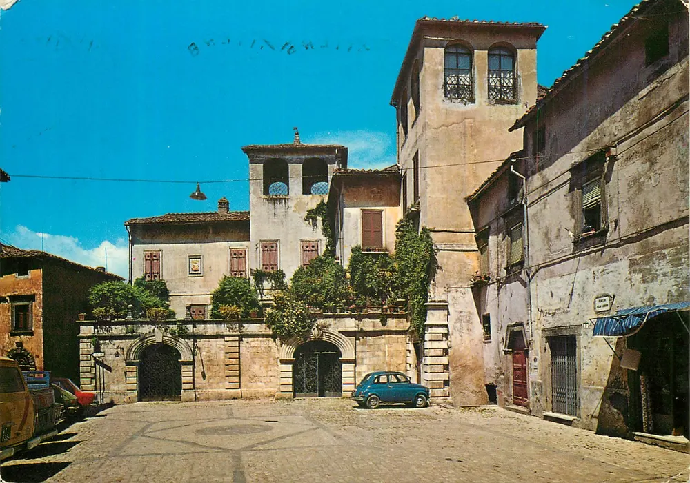 Piazza della Libertà — Palazzo Mariani — Vasanello, editor Vasanello 55 - Frente