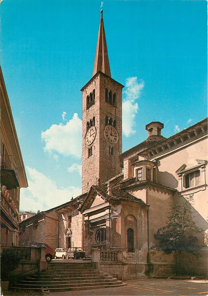 Omegna (NO) — Igreja Paroquial — Milano pap - Frente