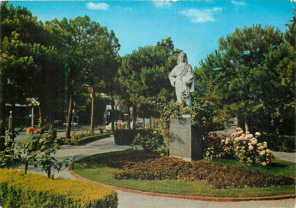 Denkmal für Pietro d'Abano — Öffentliche Gärten — Montegrotto T. (Italien) - Vorderseite
