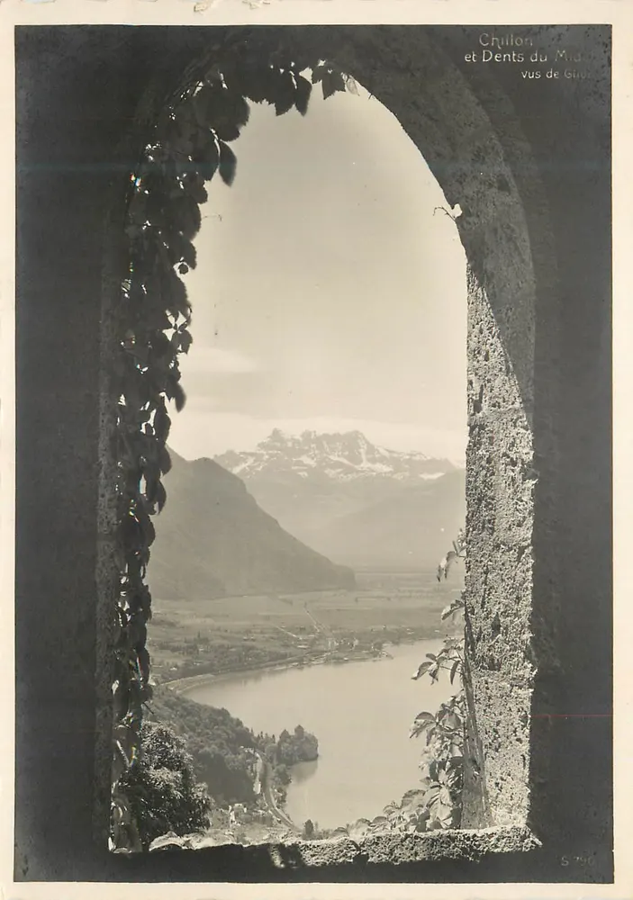 Chillon e Dentes do Meio vistos de Guéron — Edição Art. Perrochet, Lausana, n° S 790 - Frente