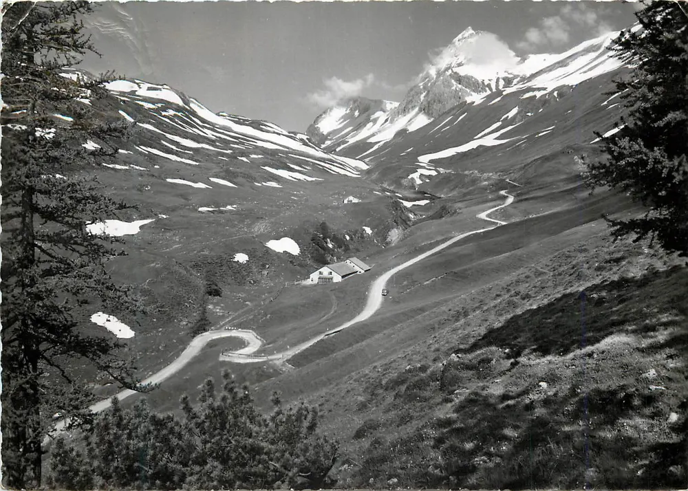 Albula-Pass — Engadinerseite mit Piz Uertsch — Verlag Otto Furter, Davos Platz - Frente