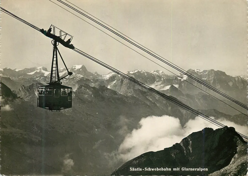 Säntis-Schwebebahn com Glarneralpen — vista panorâmica — Photoglon-Wehrli A.G., Zurique - Frente