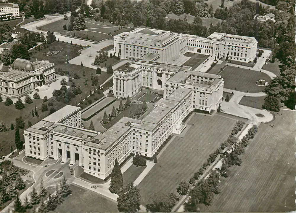 Ginevra — Palazzo delle Nazioni — Vista aerea - Recto