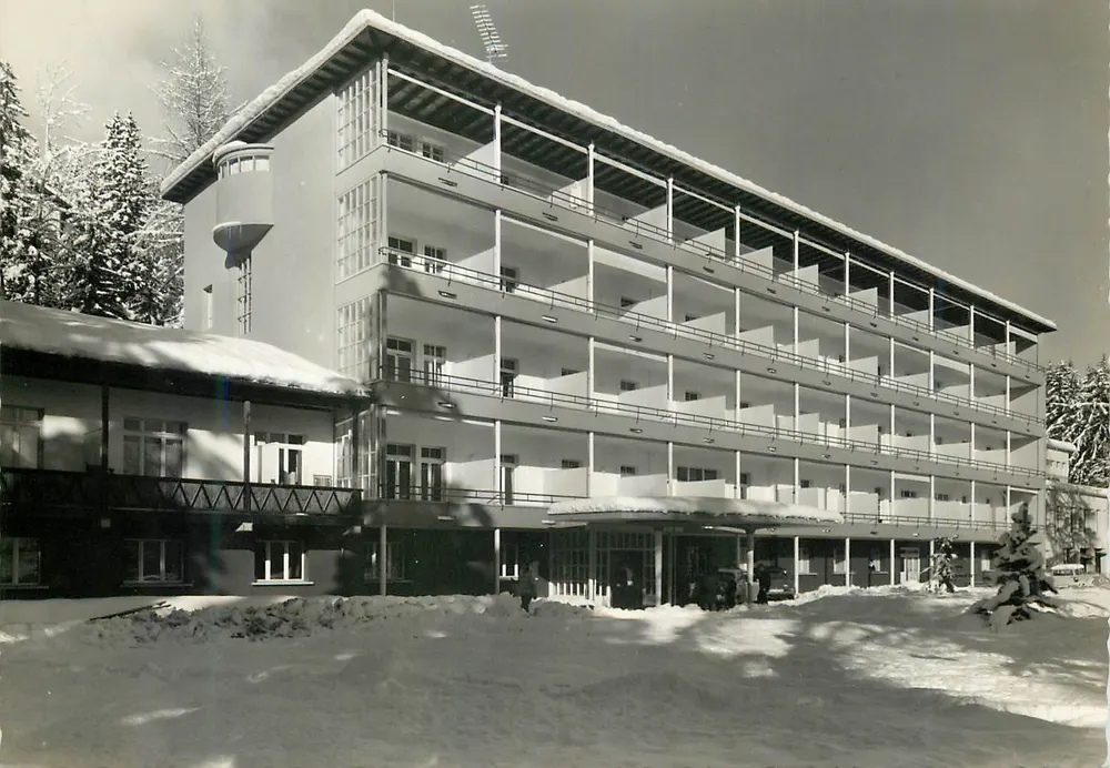 Montana-Vermala, Hotel Valasia — vista invernale — editore Deprez photo-service - Recto