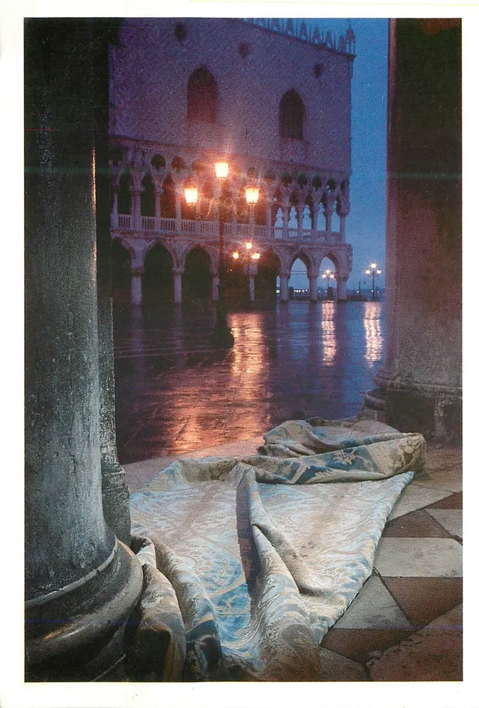 Praça São Marcos em Veneza — noite chuvosa — editor desconhecido - Frente